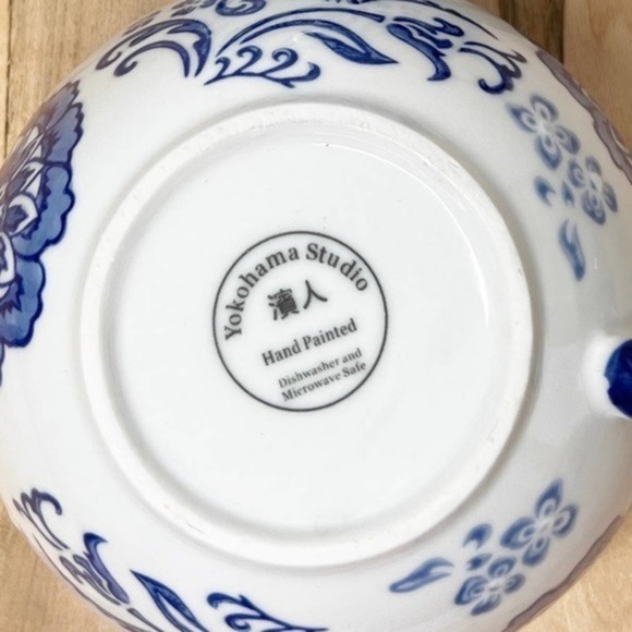 Yokohama Stufio Hand Painted Large Mugs Blue Floral Print Set of 2 - Picture 10 of 11